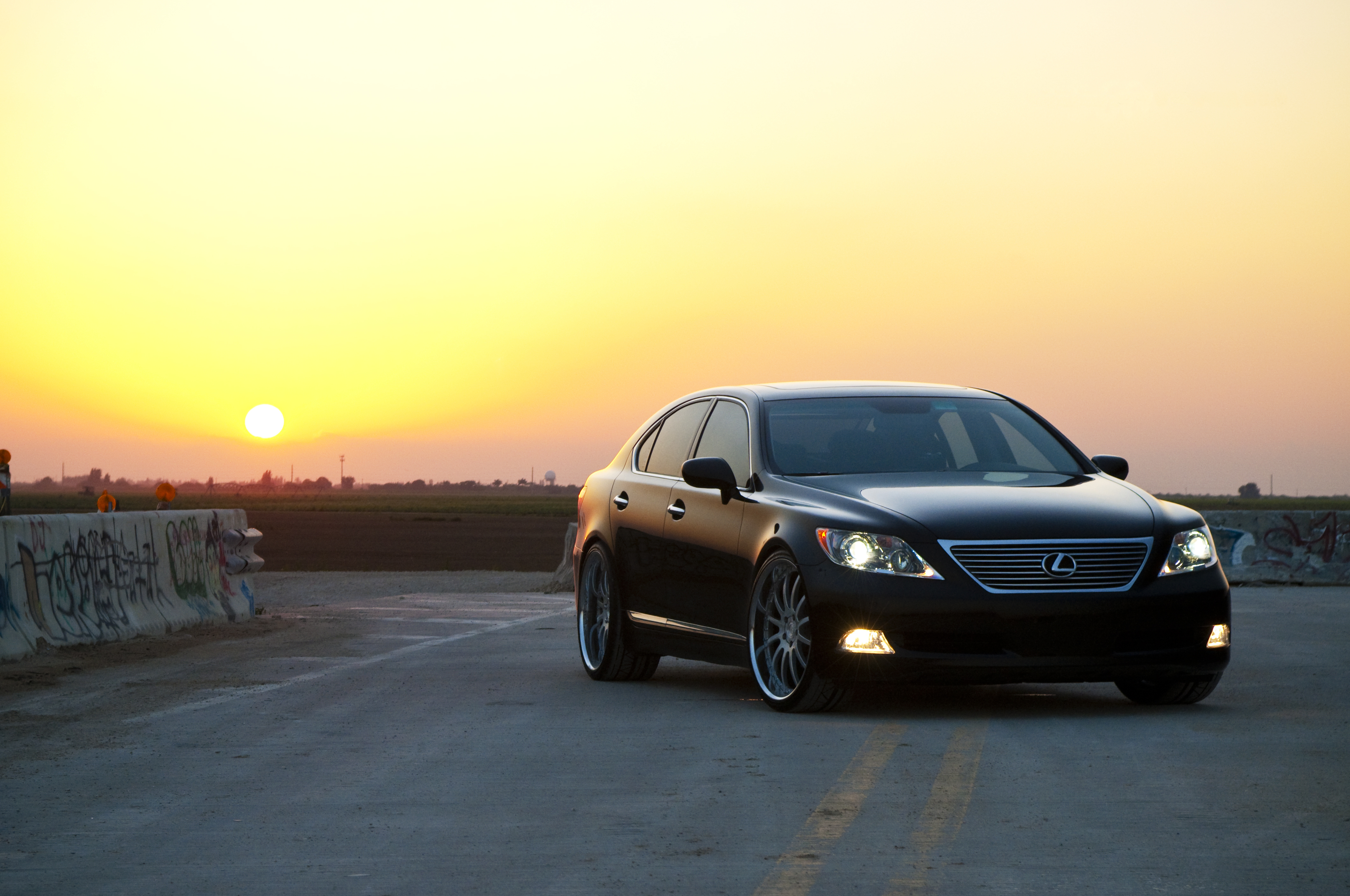 Lexus ls460 on 24s